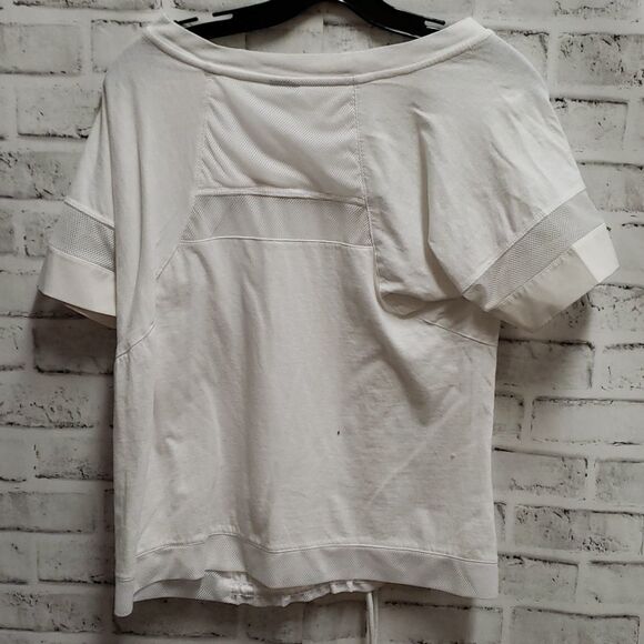 2 liv top  - Picture 3 of 3